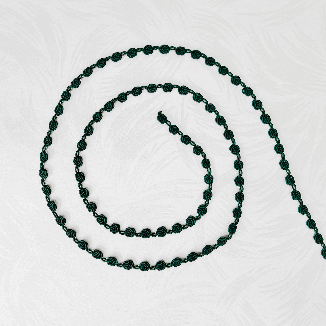 Iridescent_Rococo_Braid