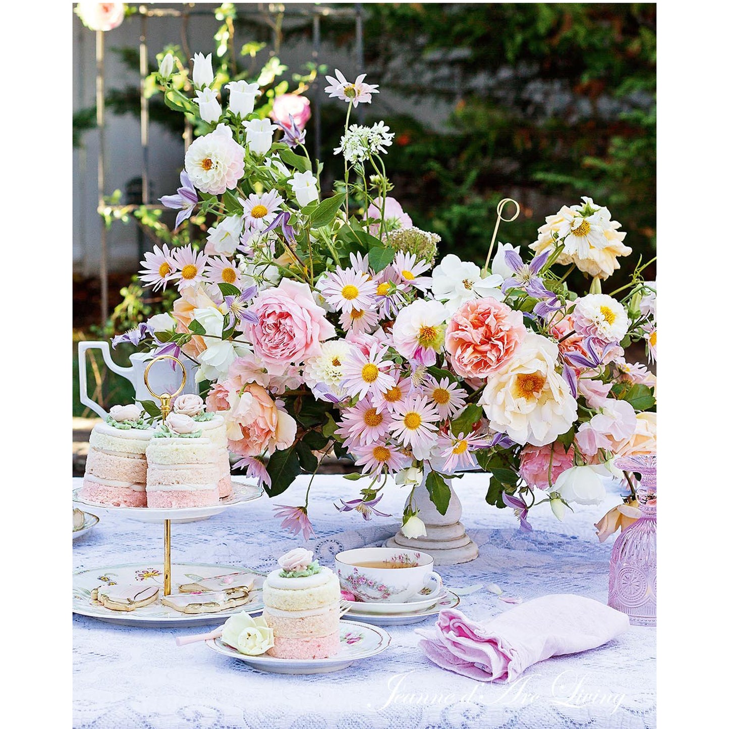 Jeanne d'Arc Living - Issue #4, 2025