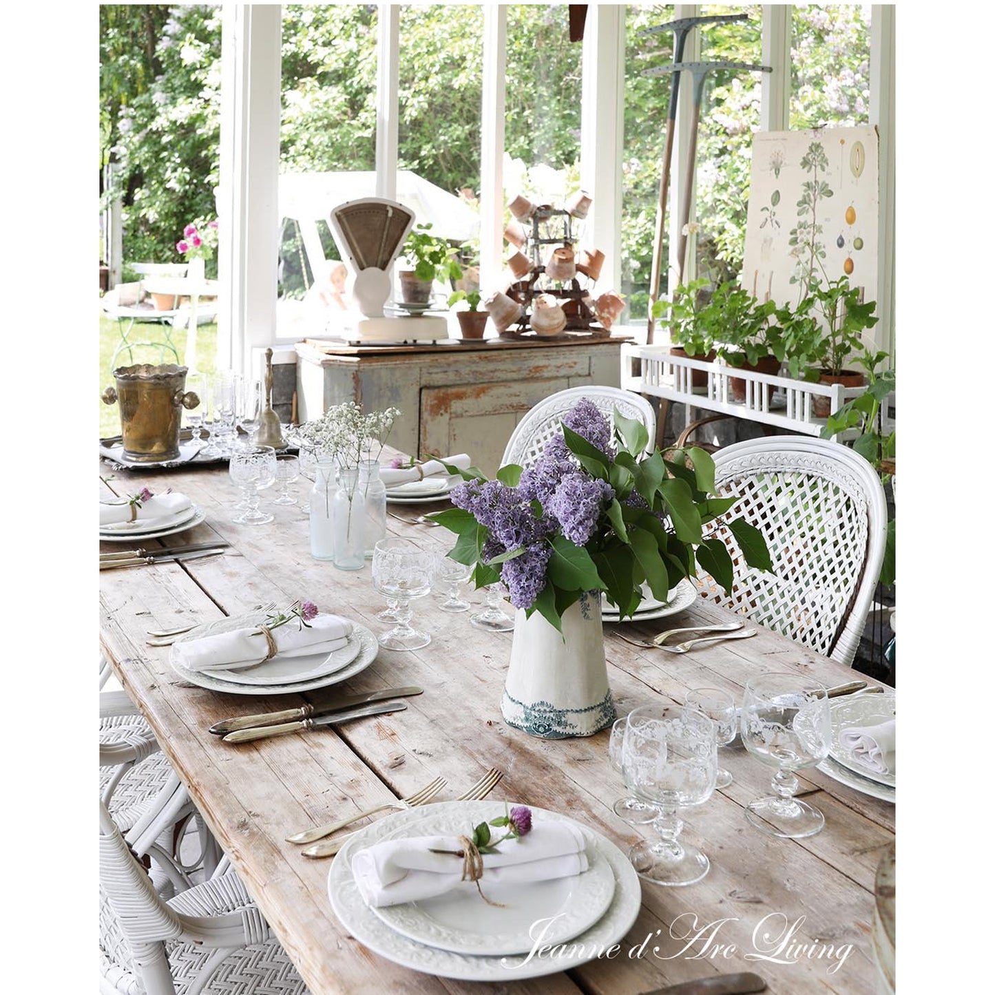 Jeanne d'Arc Living - Issue #4, 2025