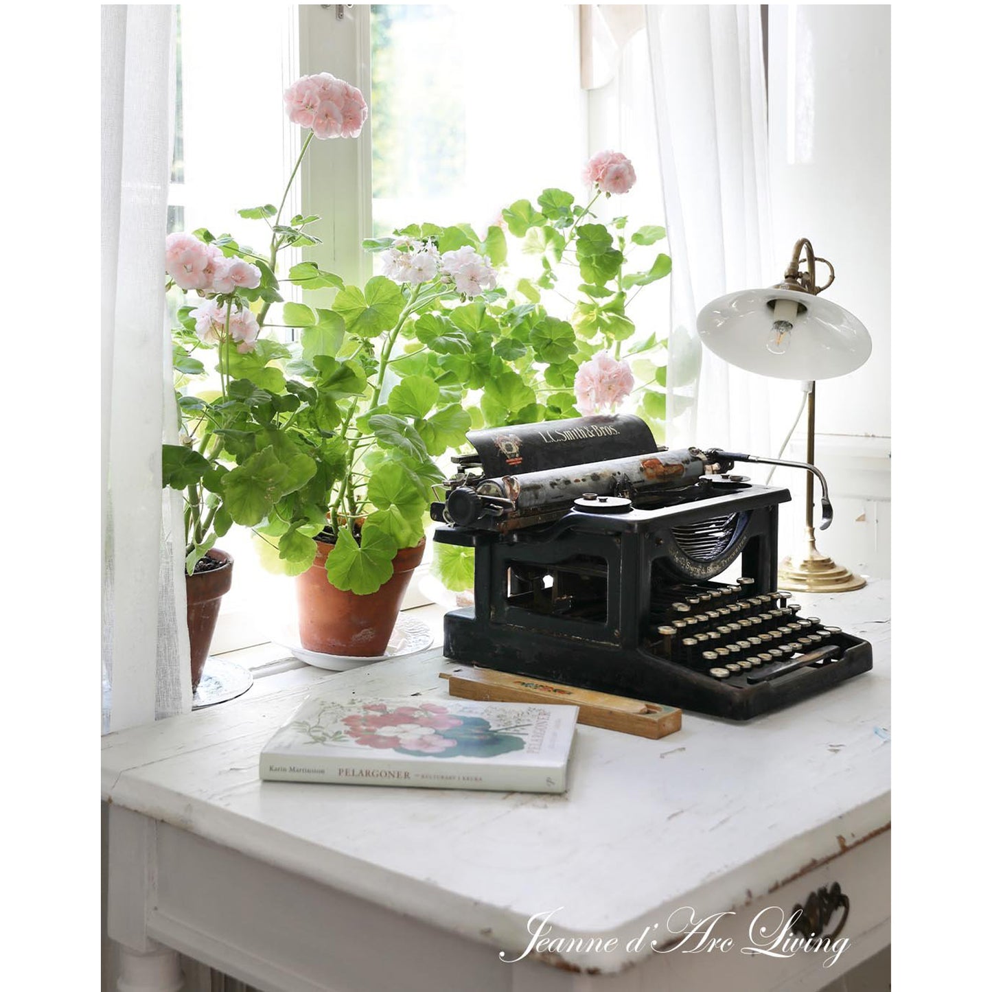 Jeanne d'Arc Living - Issue #4, 2025