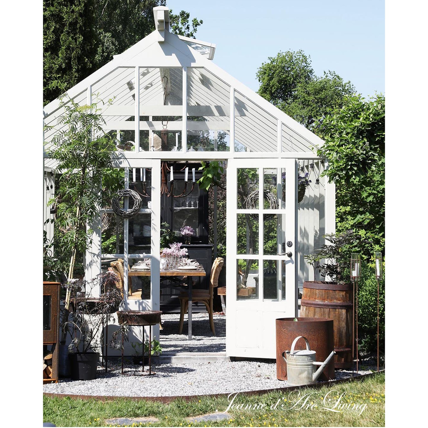 Jeanne d'Arc Living - Issue #4, 2025