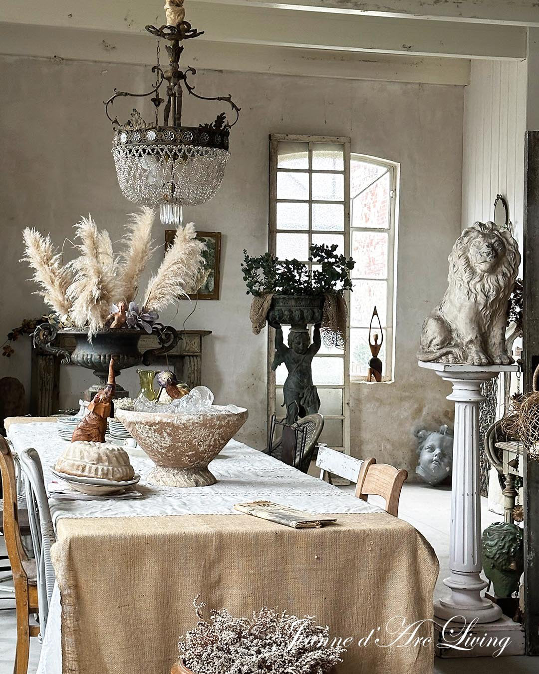 Jeanne d'Arc Living - Issue #1, 2025