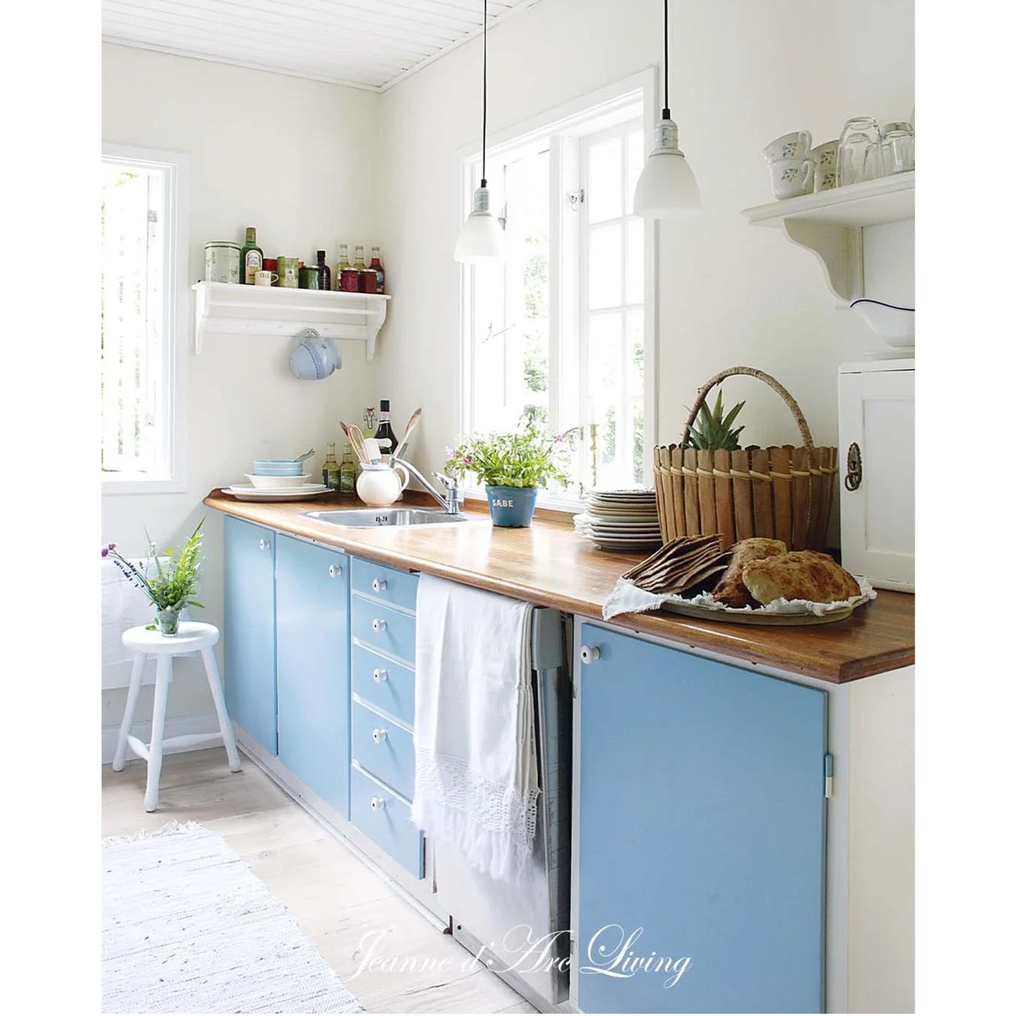 Jeanne d'Arc Living - Issue #3, 2026