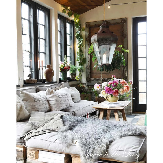 Jeanne d'Arc Living -  Issue #6, 2025