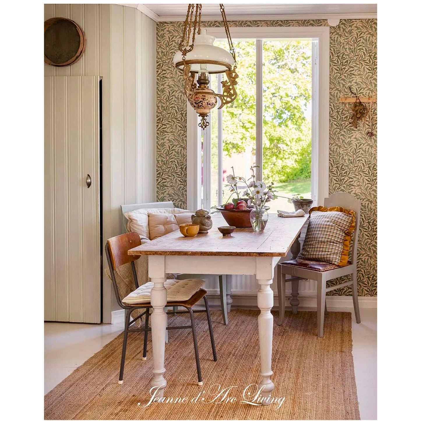 Jeanne d'Arc Living - Issue #6, 2026