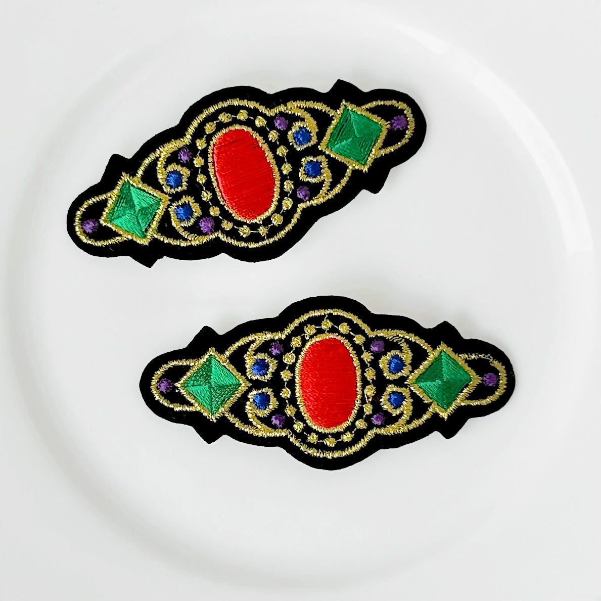 Large_Embroidered_Jewl_Motif_Applique