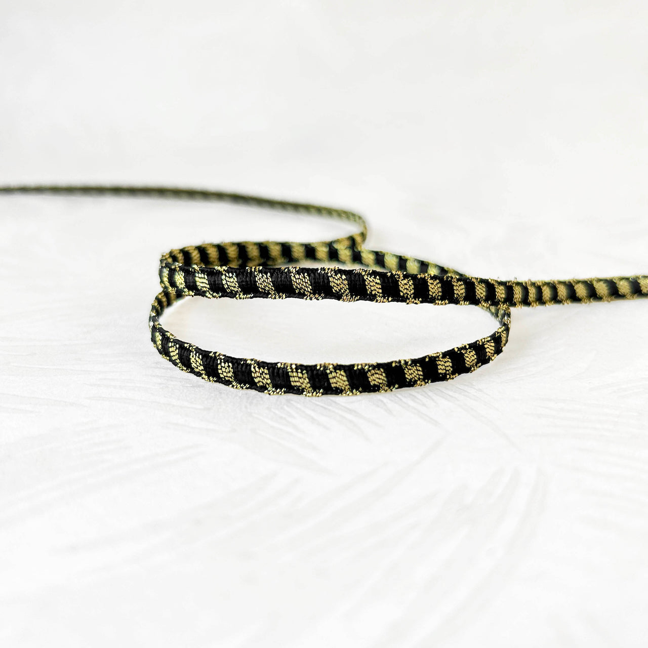 Metallic_Braid