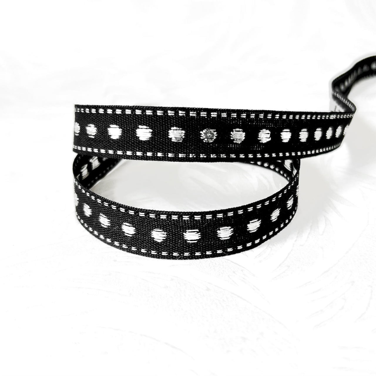 Metallic_Dot_Jacquard_Ribbon