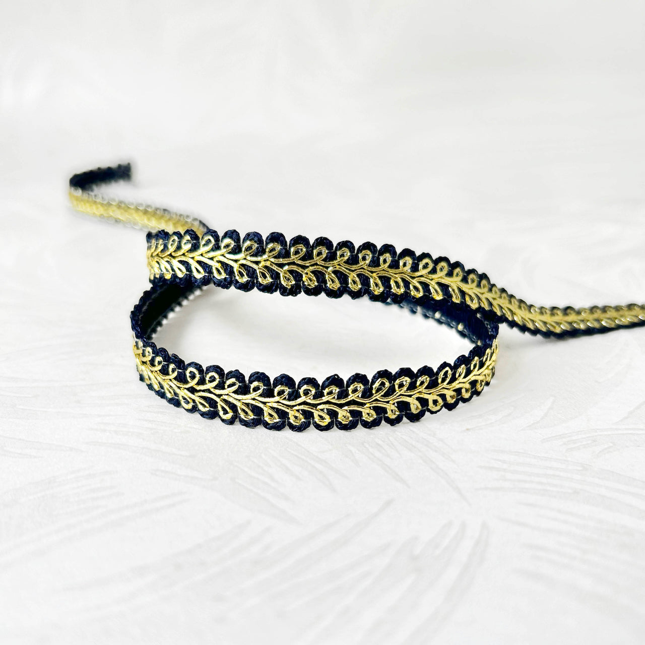 Metallic_Gold_Navy_Gimp_Braid