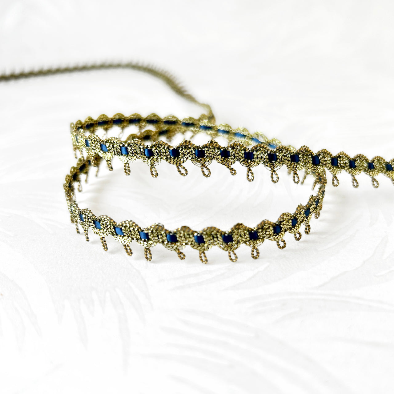 Metallic_Inset_Braid