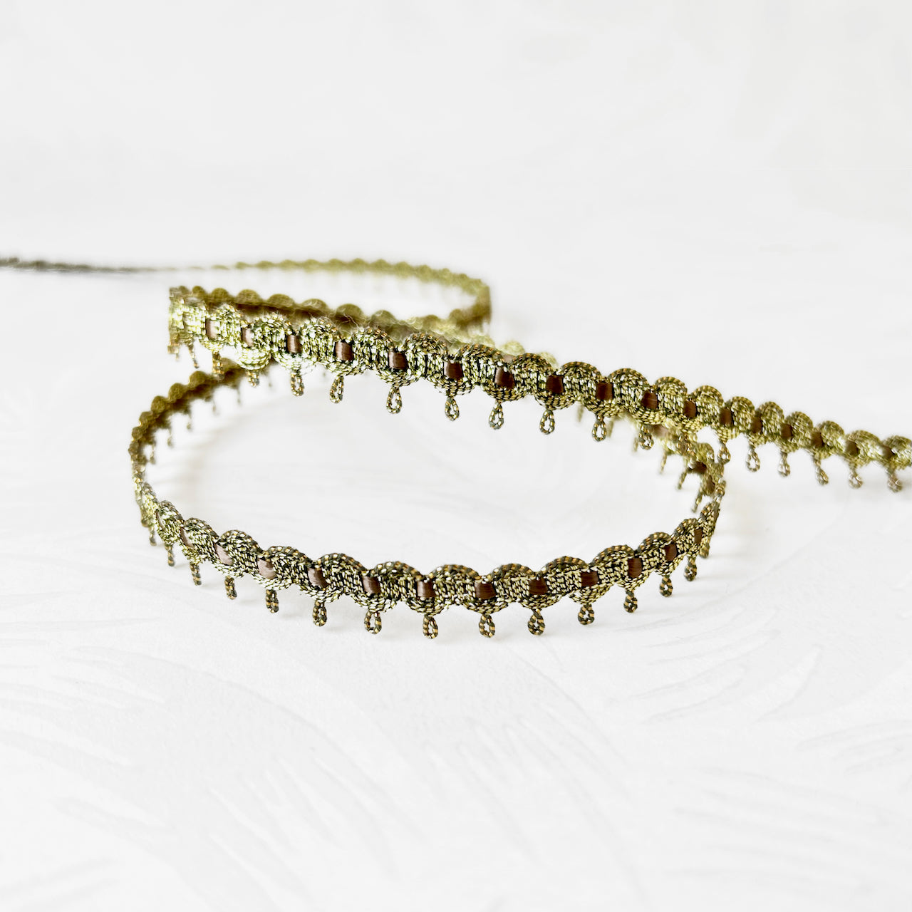 Metallic_Inset_Braid