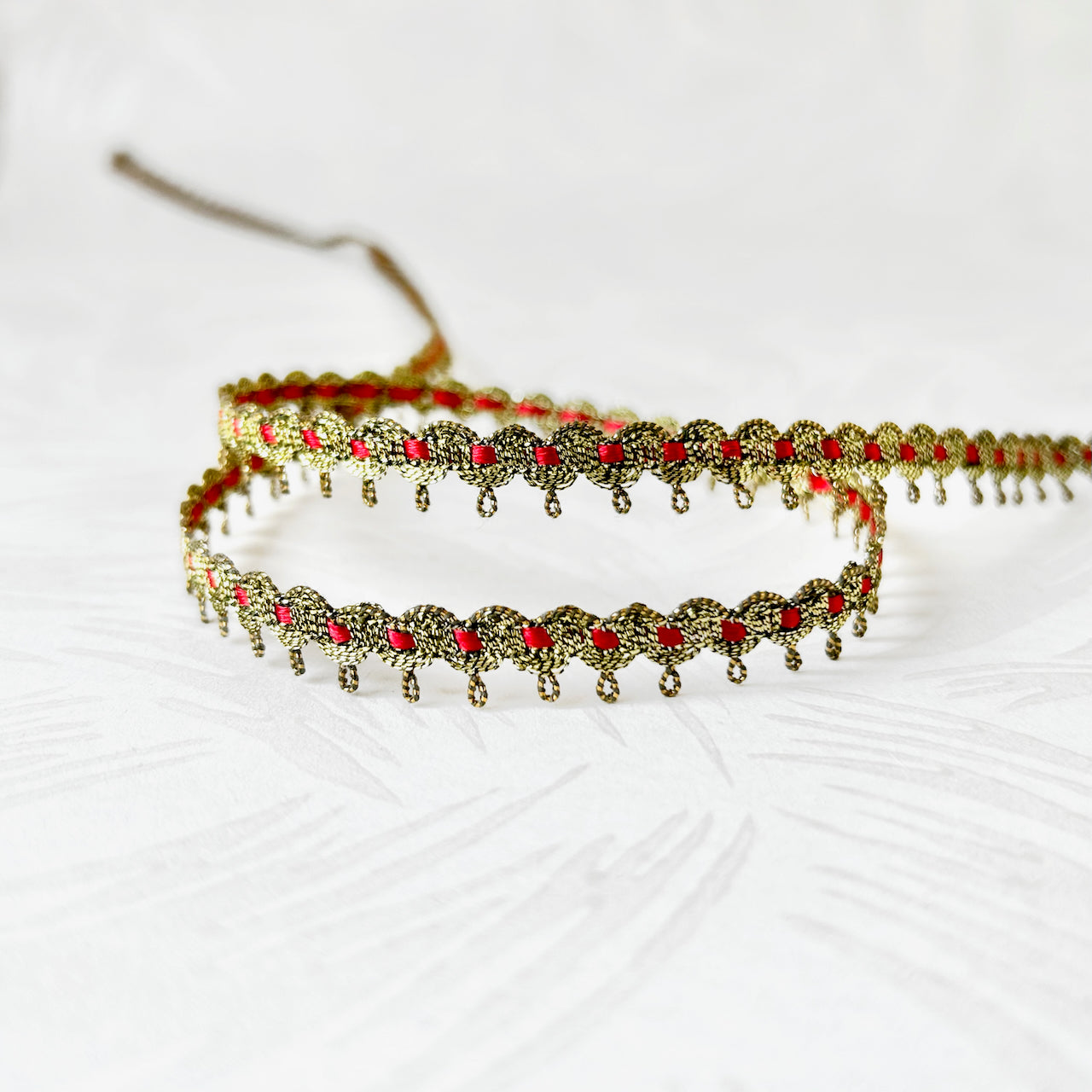 Metallic_Inset_Braid