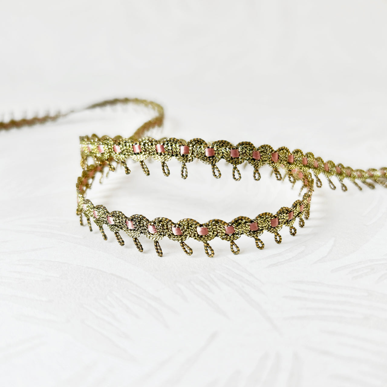 Metallic_Inset_Braid