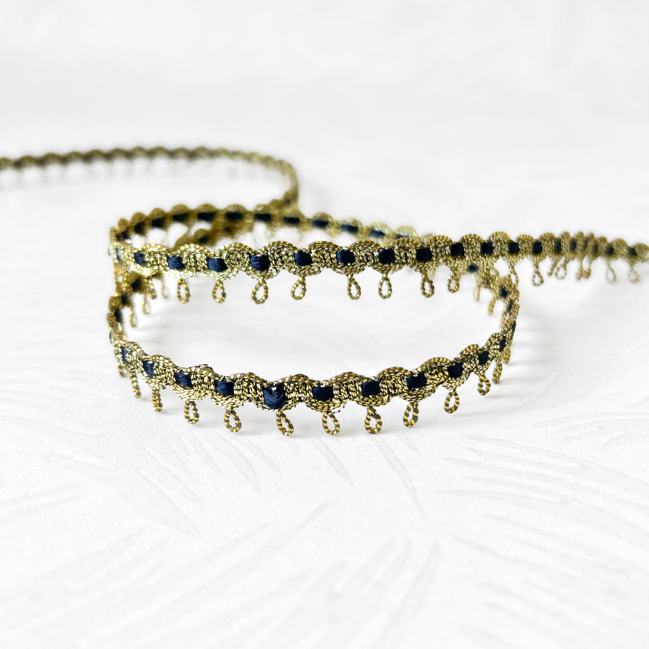 Metallic_Inset_Braid