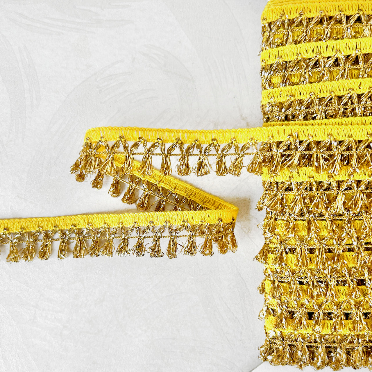 Metallic_Loop_Fringe