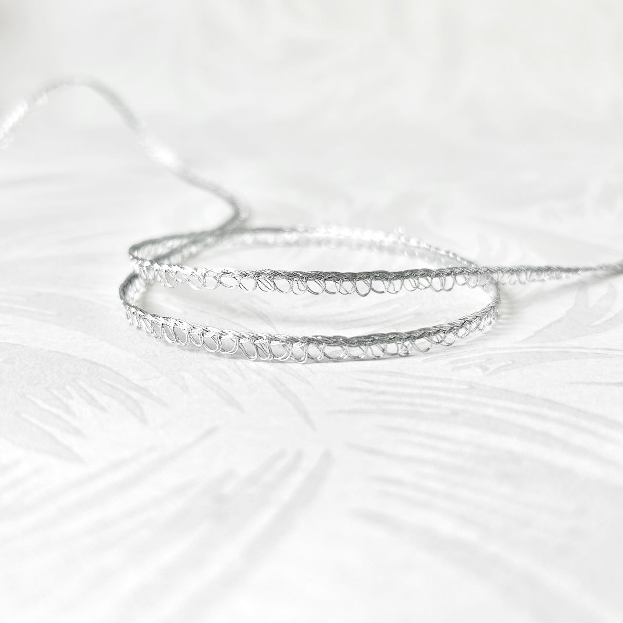 Metallic_Micro_Loop_Fringe