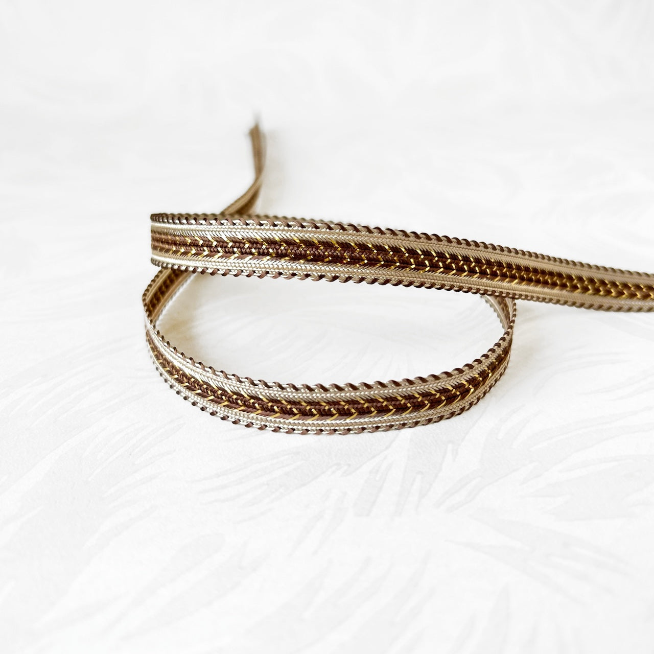 Metallic_Rayon_Laced_Edge_Braid