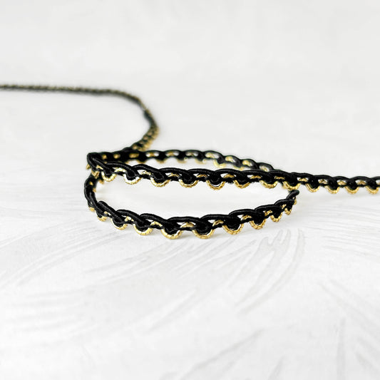 Metallic_Scalloped_Braid