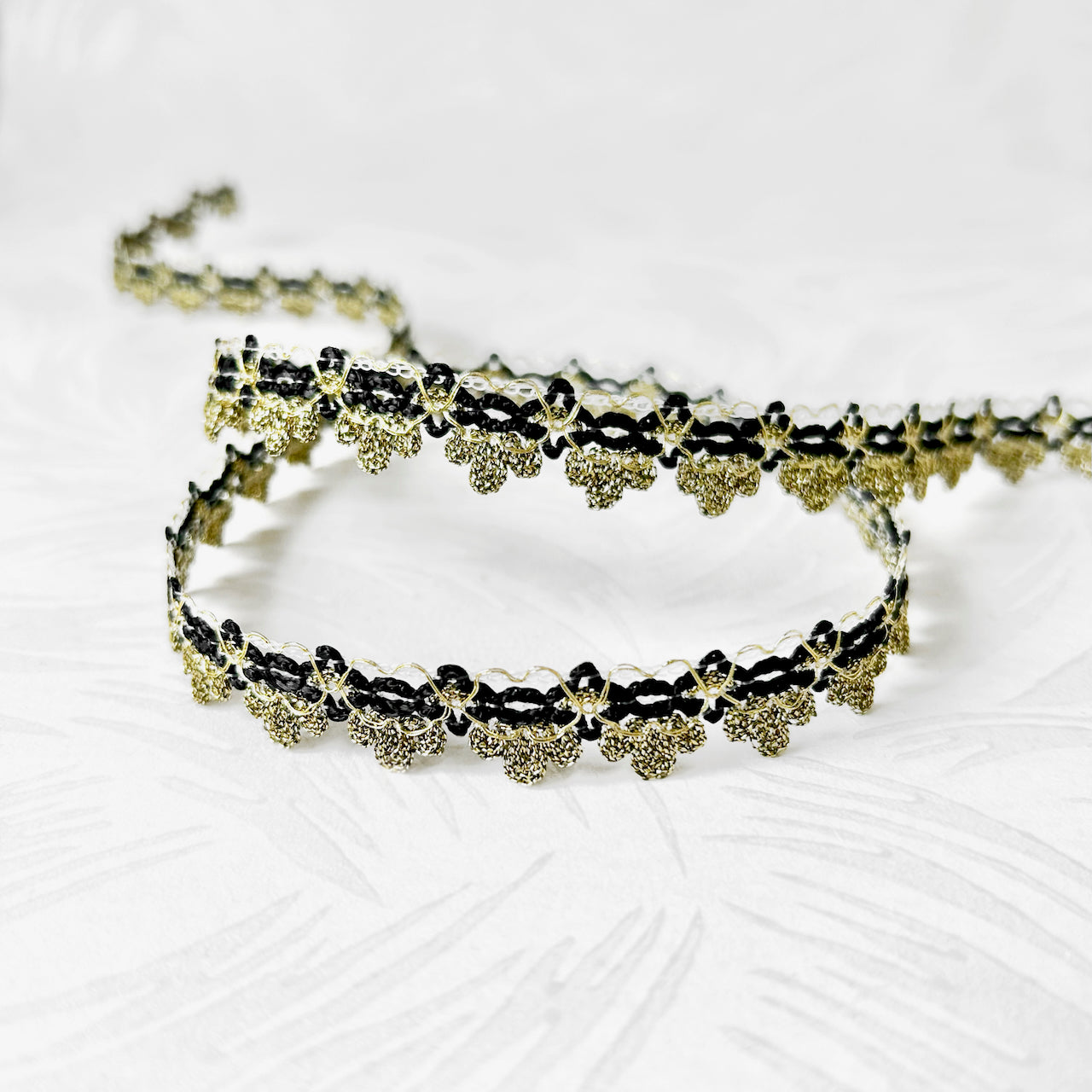 Metallic_Scalloped_Braid