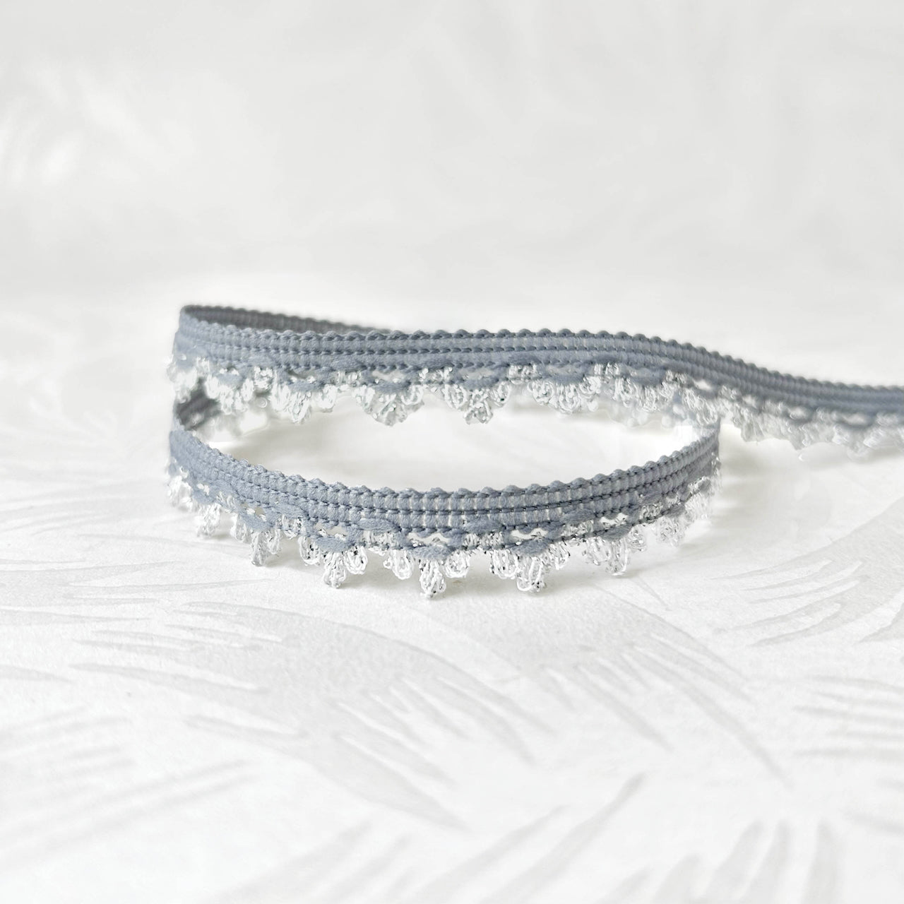 Metallic_Scalloped_Loop_Braid