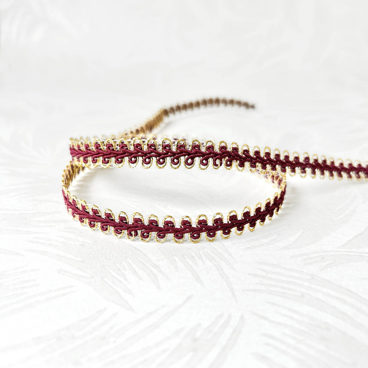 Metallic_Scalloped_Loop_Braid