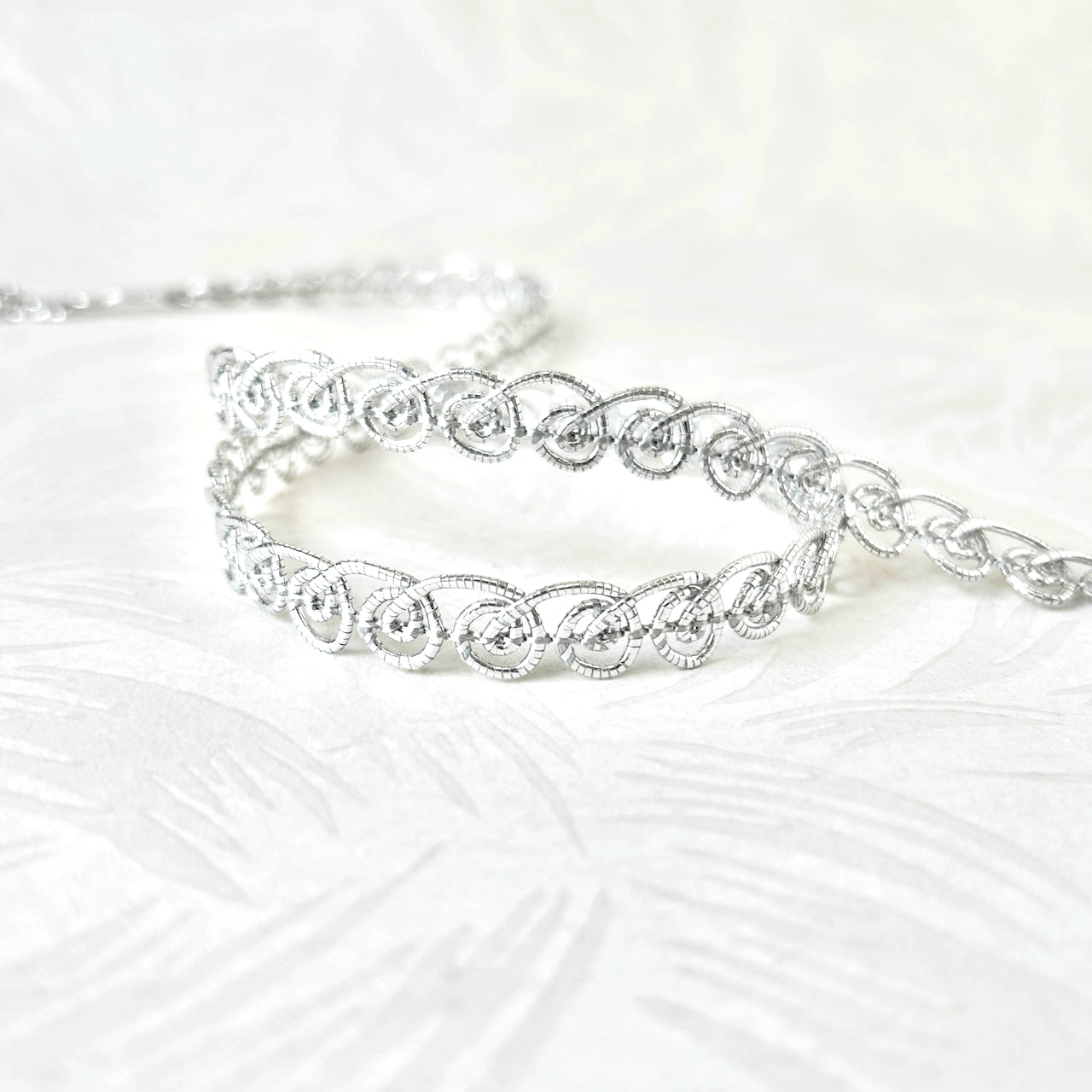 Metallic_Scroll_Braid