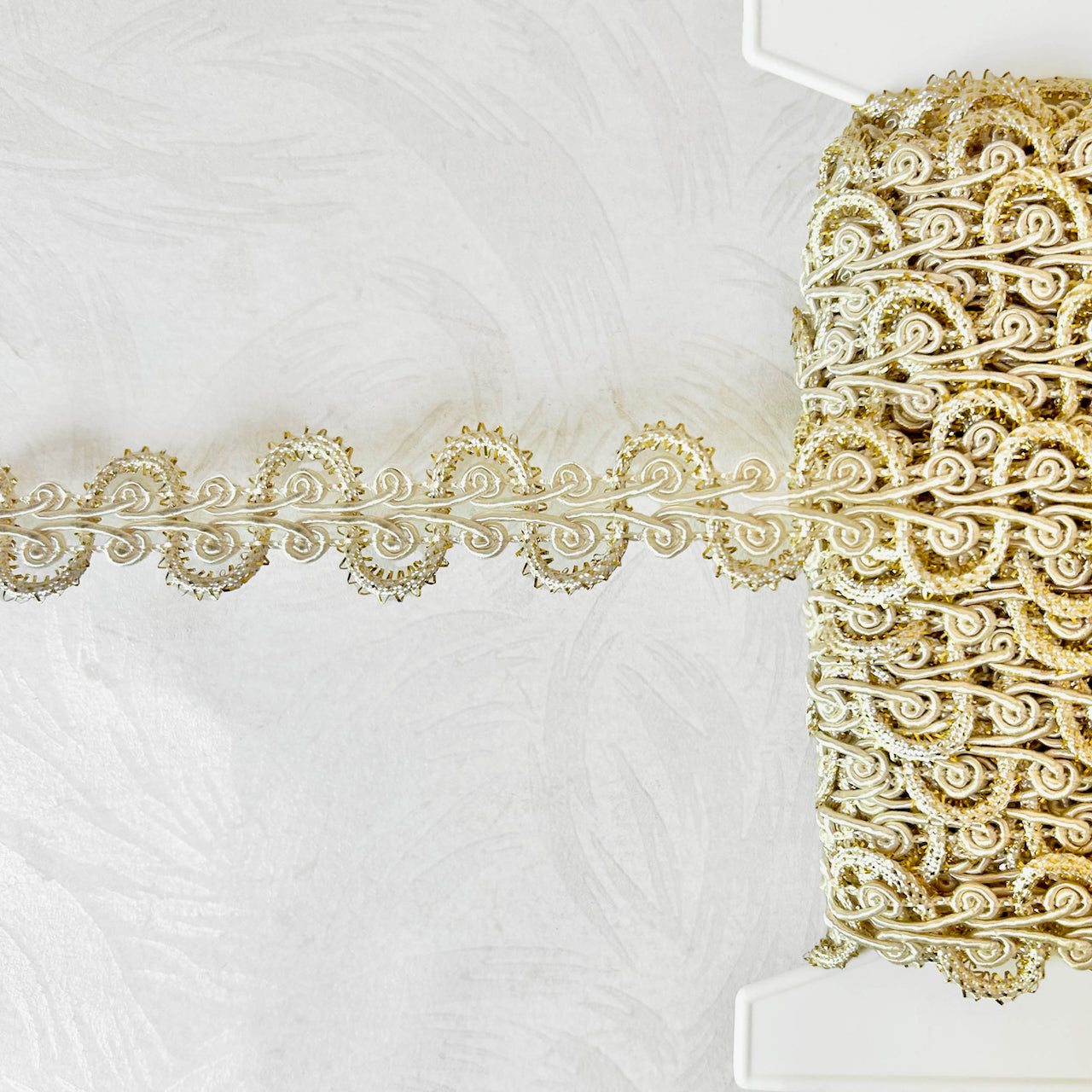 Metallic_Scroll_Braid