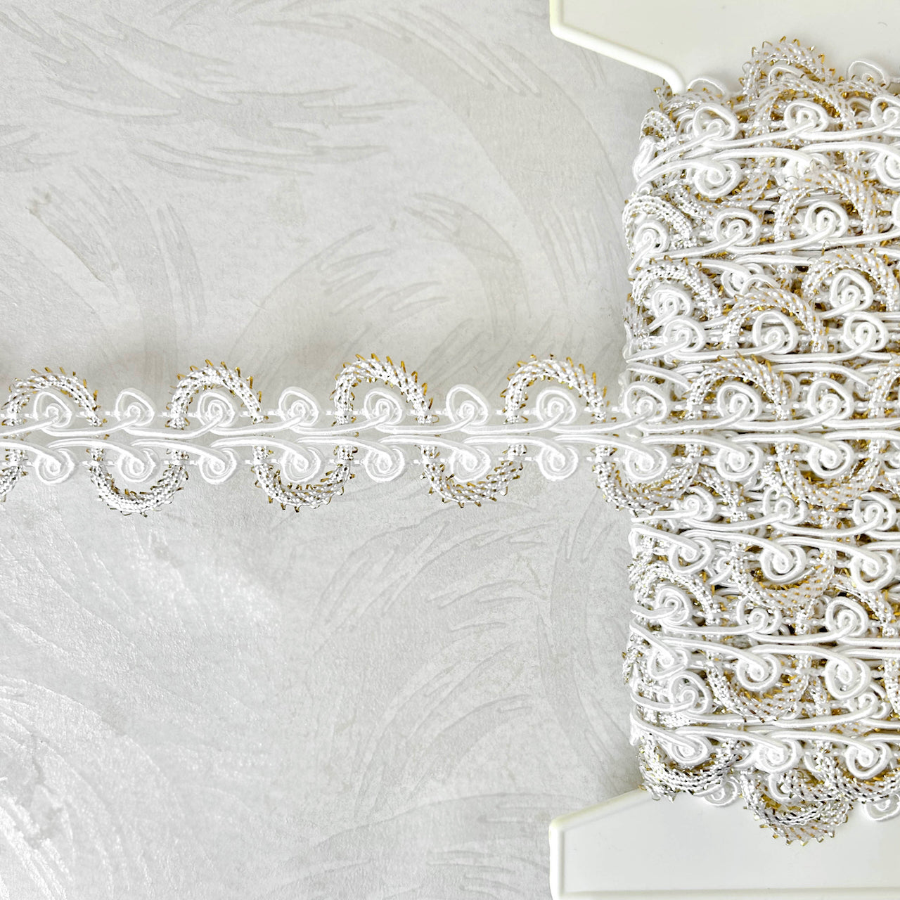 Metallic_Scroll_Braid