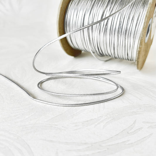 Metallic_Silver_Cord