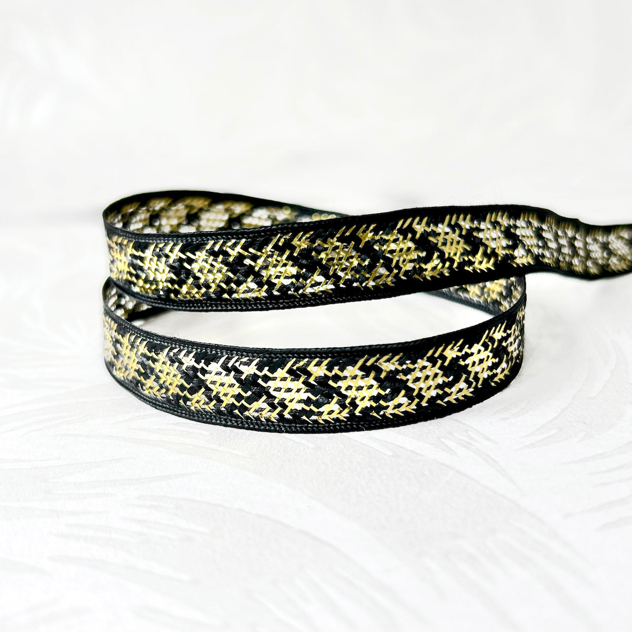 Metallic_Weave_Braid