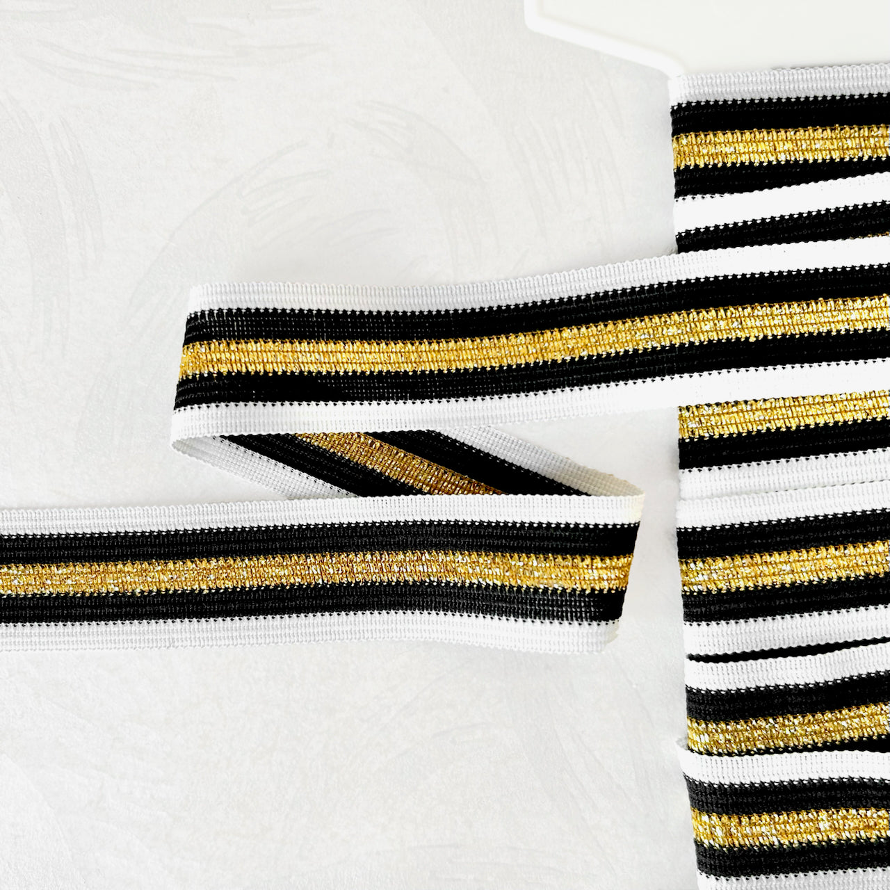 Metallic_Weave_Knit_Braid