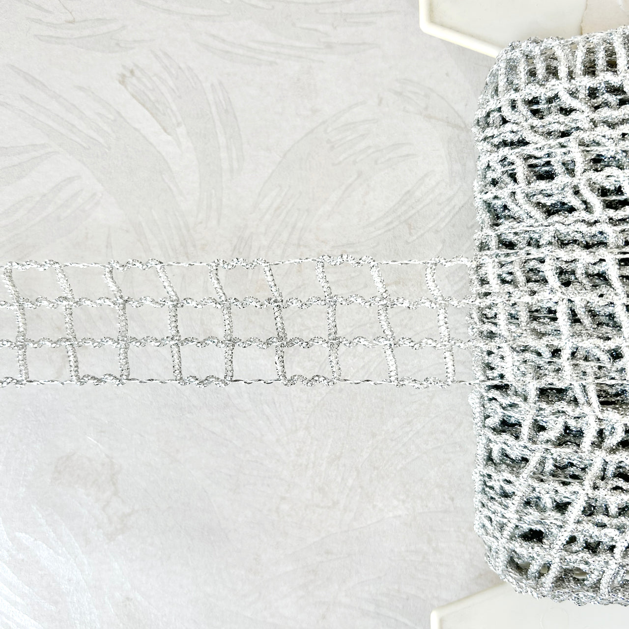 Metallic_Wired_Mesh_Lattice_Braid