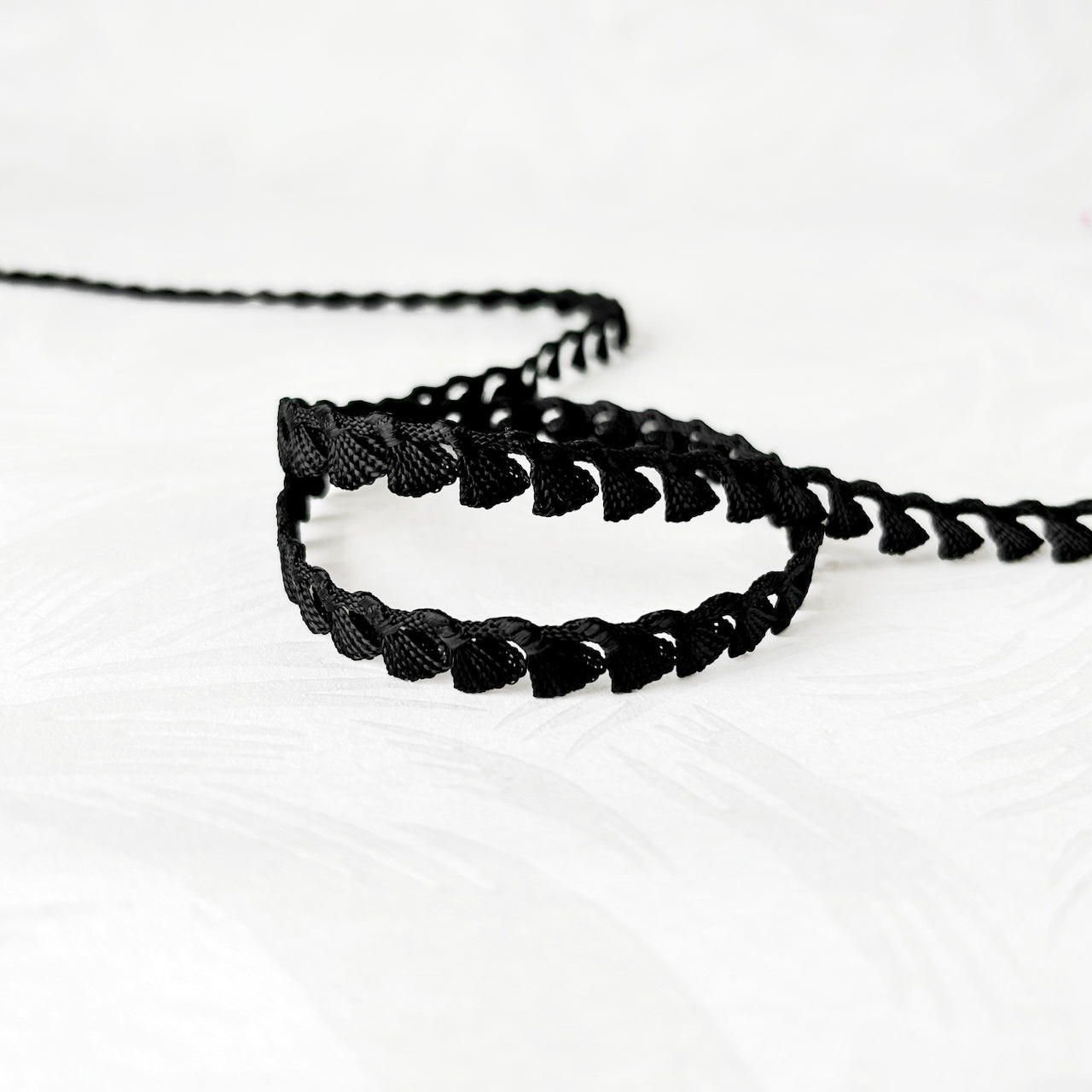 Mini_Black_Fan_Fringe