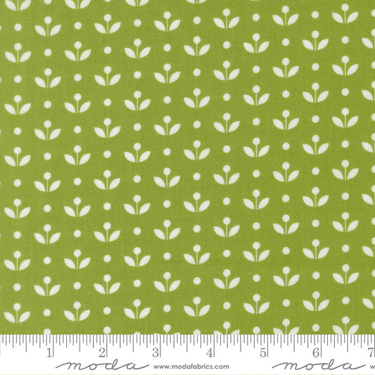 Moda_Mayfair_Ditsy_Fabric_Light_Green