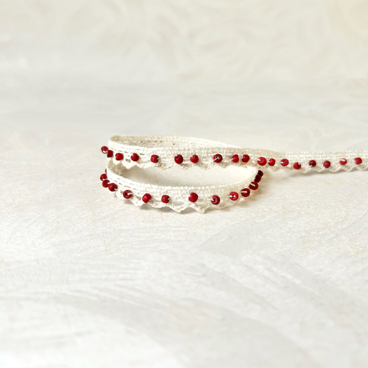 Narrow_Beaded_Cluny_Lace