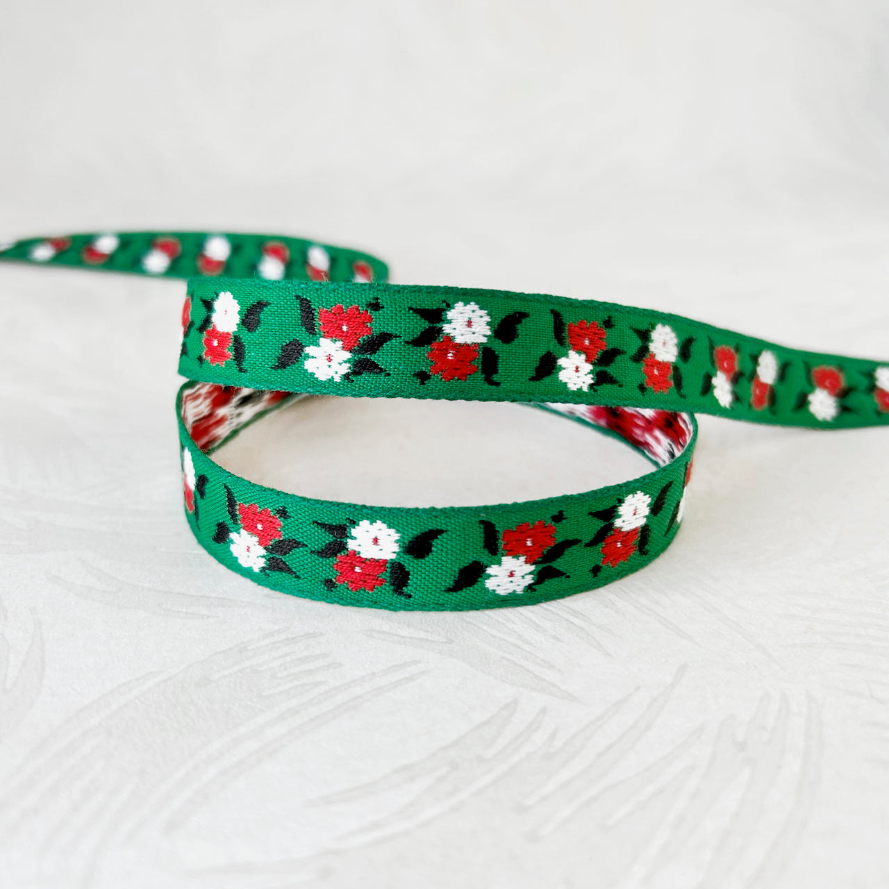 Narrow_Flower_Jacquard_Ribbon