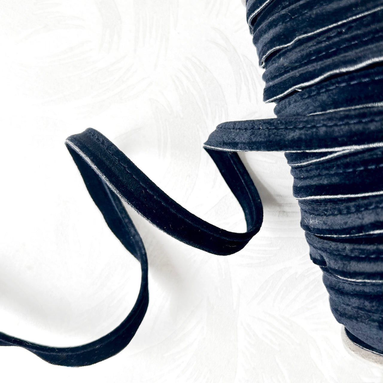Navy_Velveteen_Lip_Cord