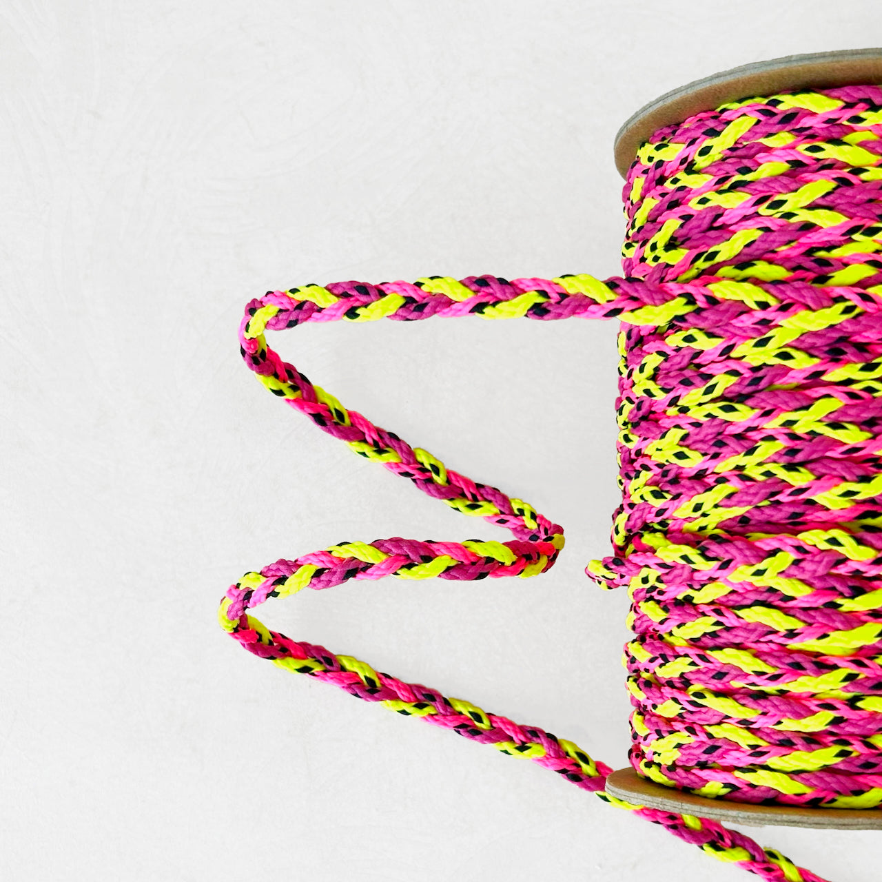 Neon_Twisted_Cord_Braid