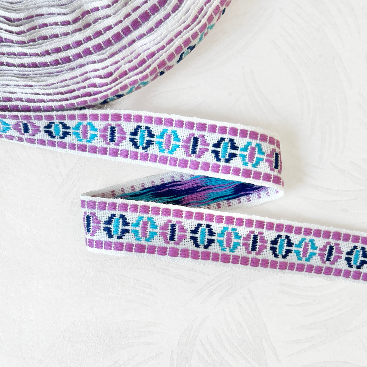 Oval_Jacquard_Ribbon