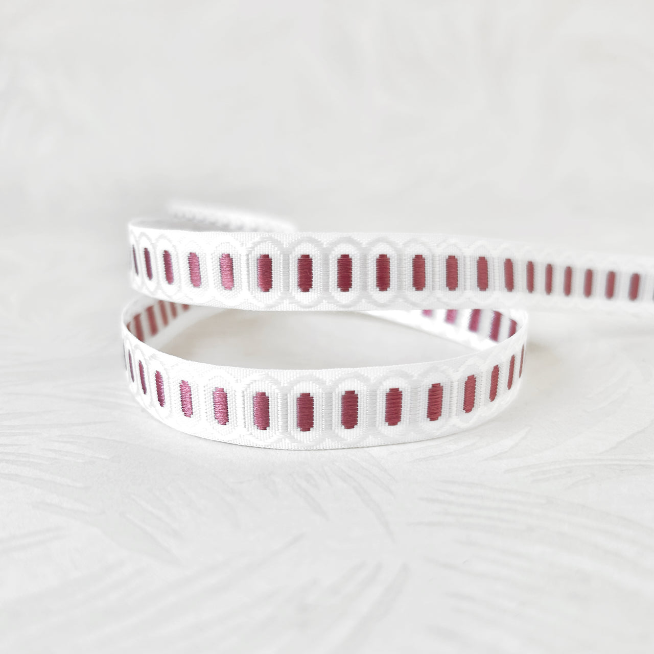 Oval_Jacquard_Ribbon