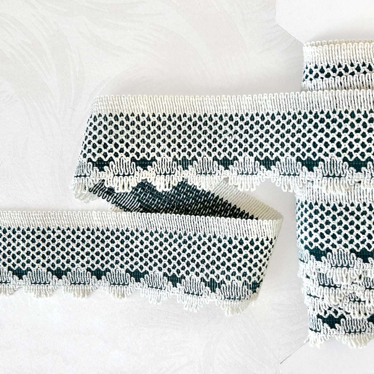 Oval_Scallop_Loop_Braid