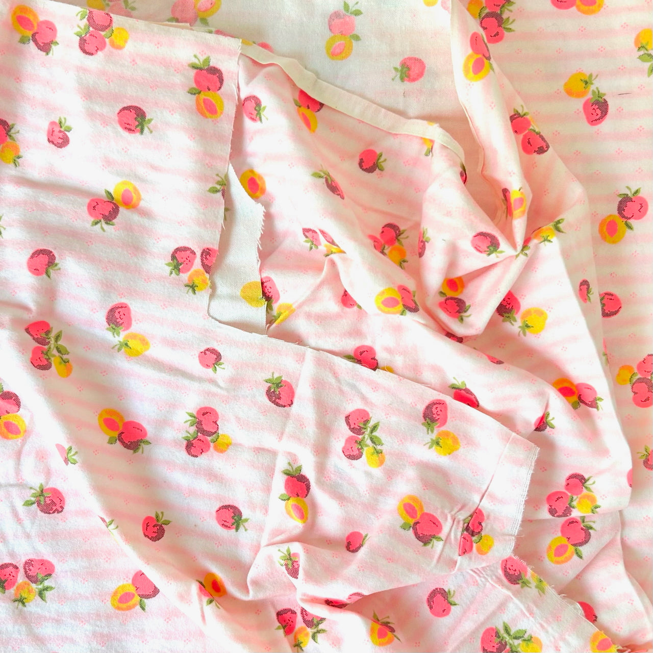 Peaches_Flannel_Fabric
