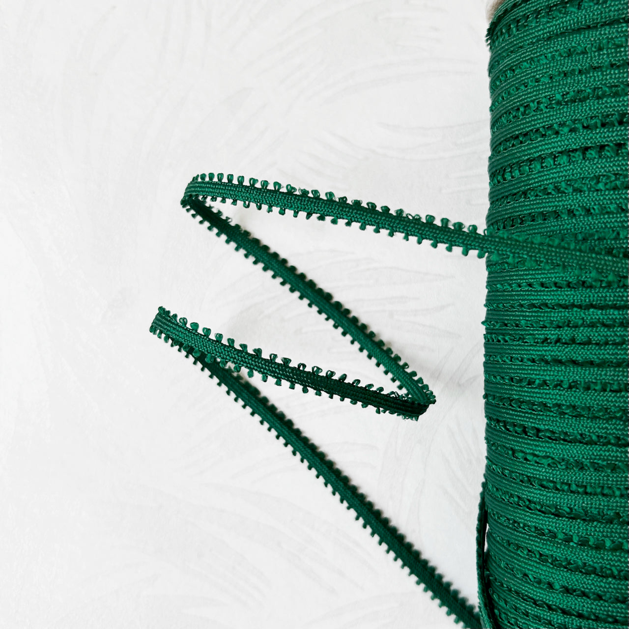 Picot_Edge_Mini_Loop_Braid