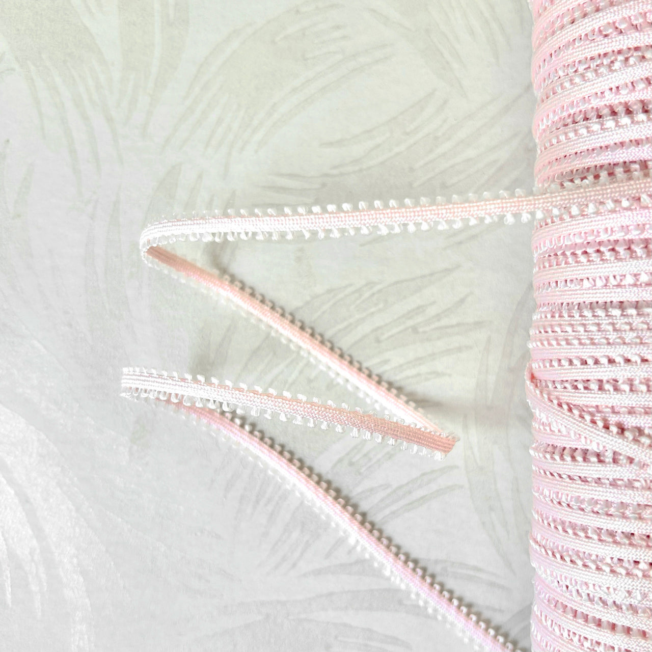 Picot_Edge_Mini_Loop_Braid