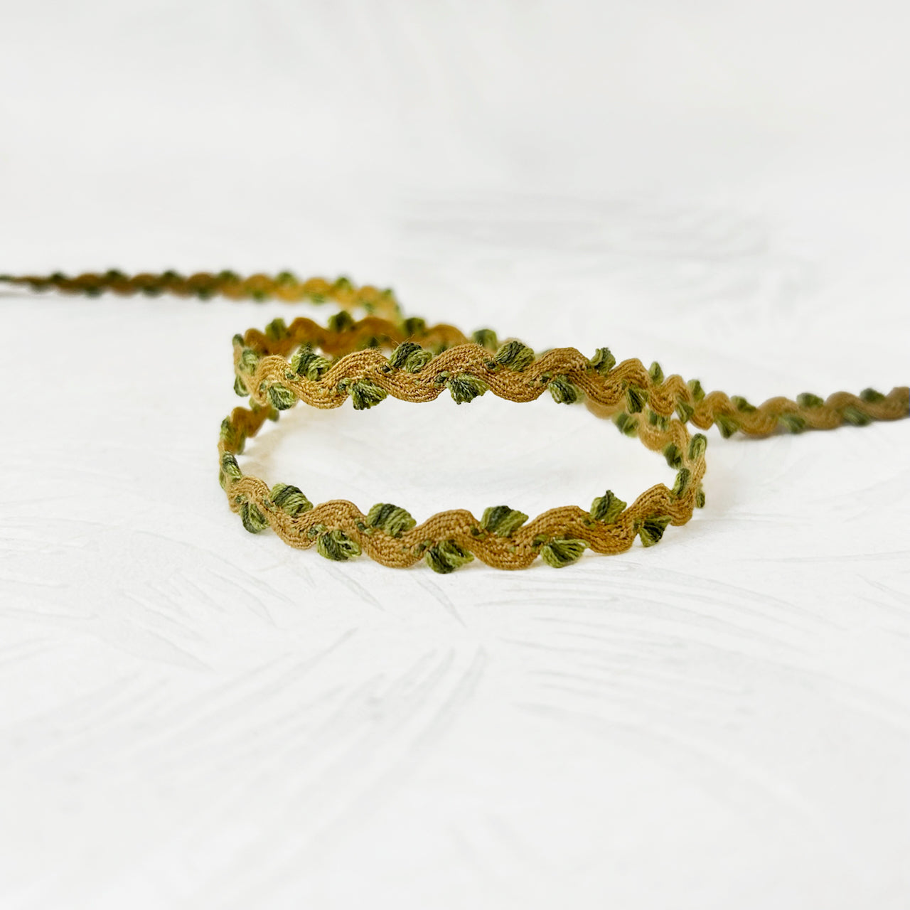 Picot_Edge_Wave_Braid