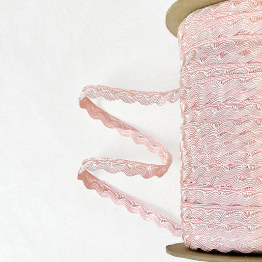 Pink_Wave_Edge_Braid