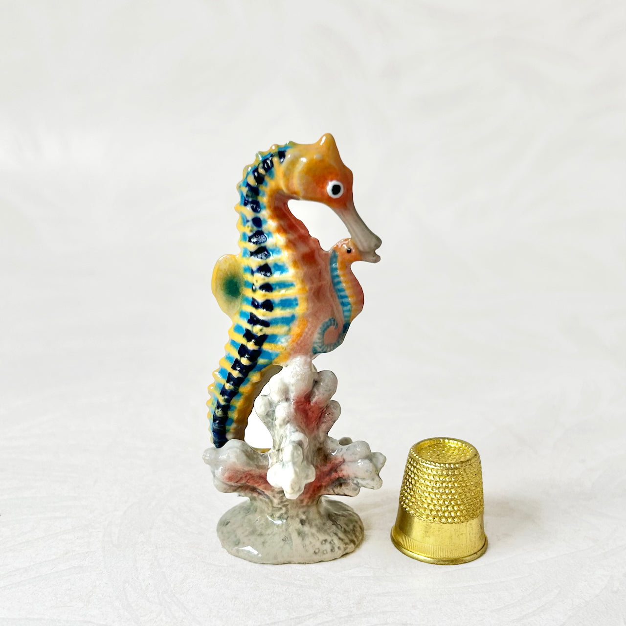 Porcelain_Seahorse_Figurine