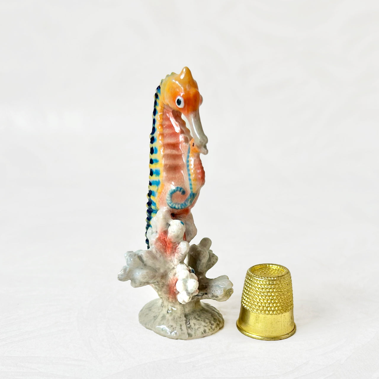 Porcelain_Seahorse_Figurine