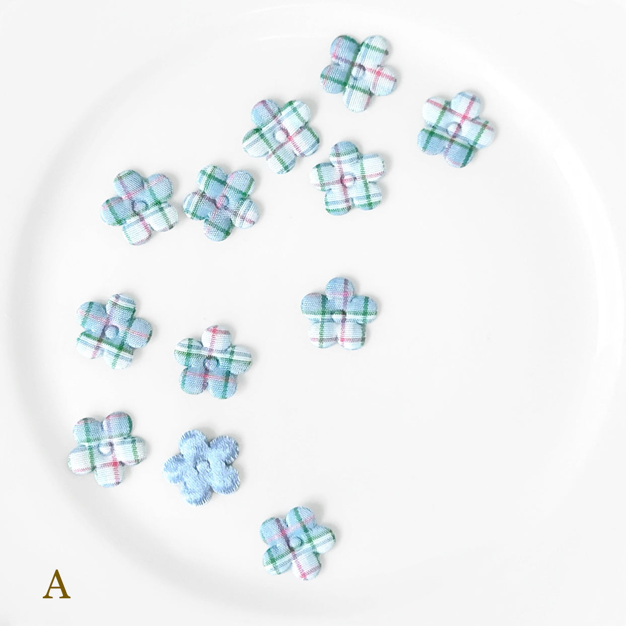 Puffy_Plaid_Flower_Applique