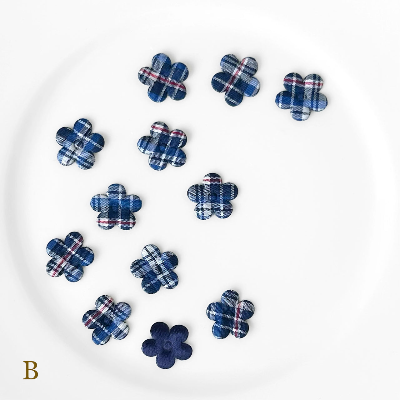 Puffy_Plaid_Flower_Applique